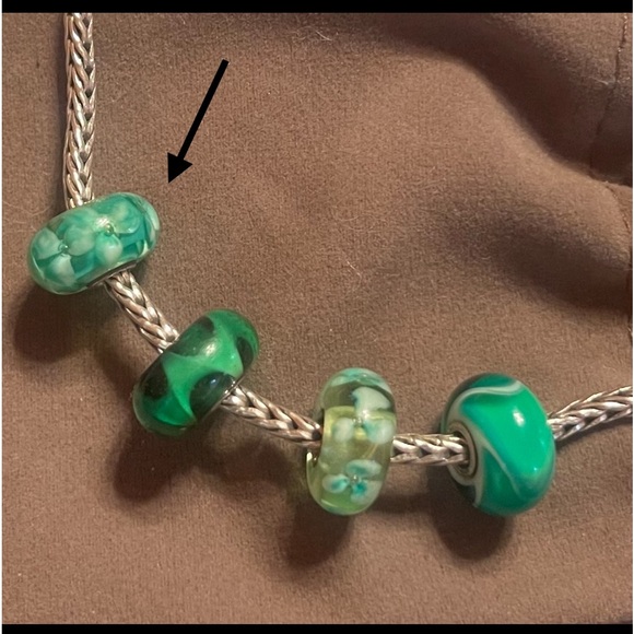 Trollbeads Green Flower Bead Retired - Picture 2 of 9